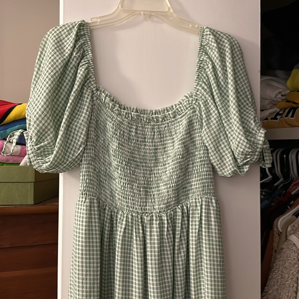 Green&white dress - Picture 7 of 10